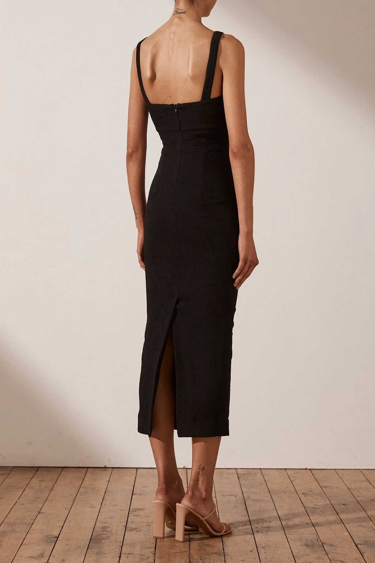 Shona Joy SIMONE FITTED CUT OUT MIDI DRESS - BLACK DRESSES 5 Shona Joy SIMONE FITTED CUT OUT MIDI DRESS - BLACK DRESSES