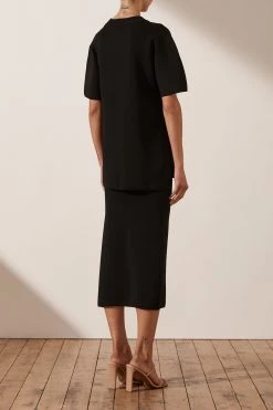 Shona Joy BASIC LONG LINE TEE - BLACK