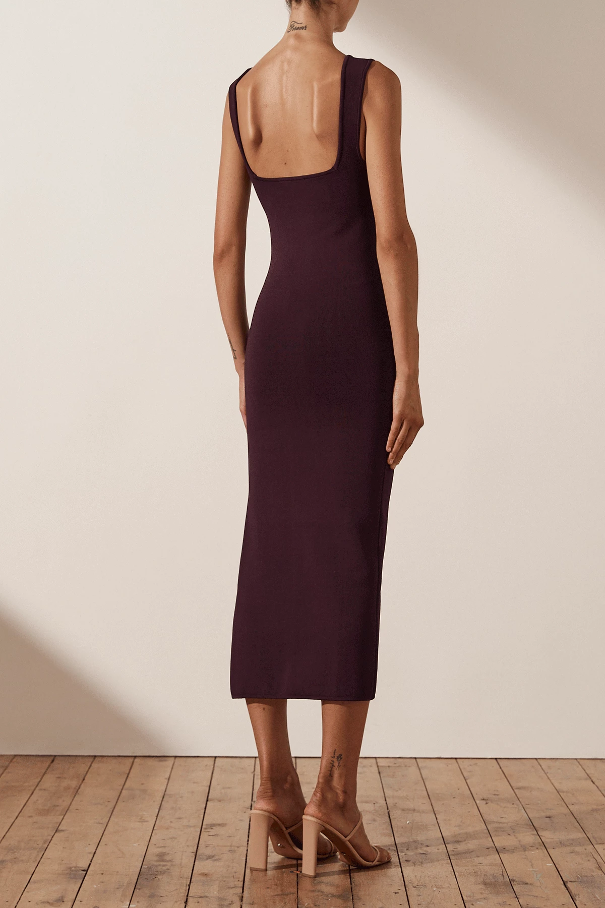 Shona Joy BASIC SQUARE NECK MIDI DRESS - COCOA 6 Shona Joy BASIC SQUARE NECK MIDI DRESS - COCOA