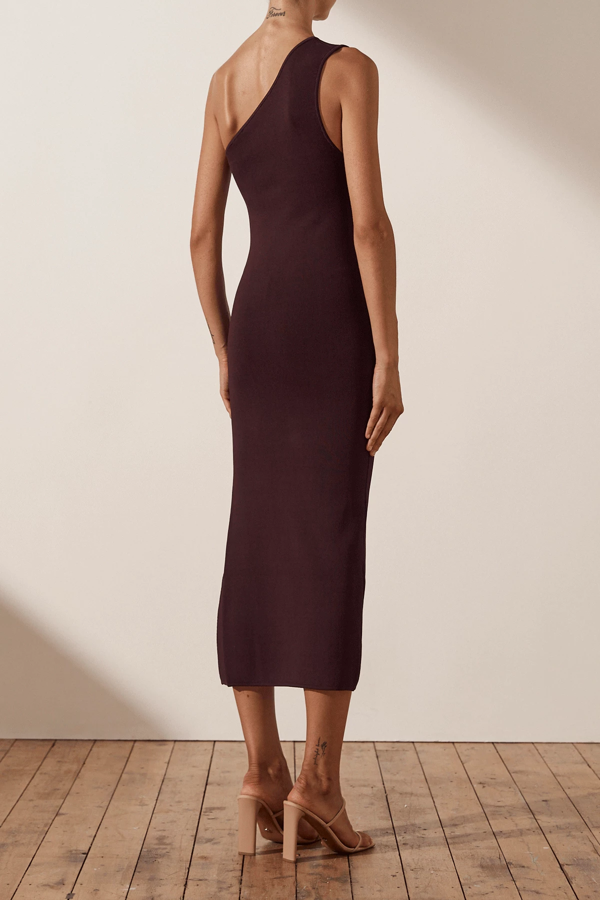 Shona Joy BASIC ONE SHOULDER MIDI DRESS - COCOA 6 Shona Joy BASIC ONE SHOULDER MIDI DRESS - COCOA