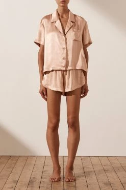 Shona Joy LA LUNE LOUNGE SHIRT SET - DESERT ROSE SHORTS & PANTS