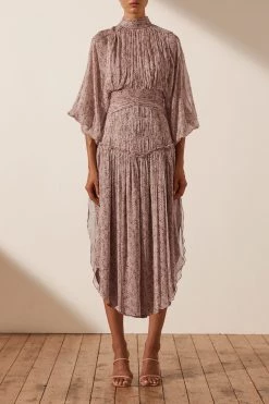 Shona Joy PAULETTE LONG SLEEVE OPEN BACK MIDI DRESS DRESSES