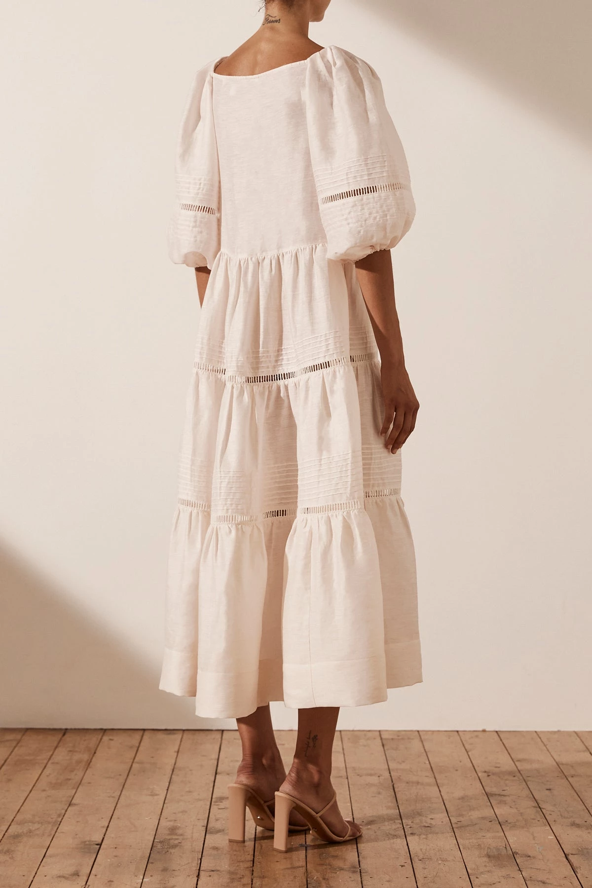 Shona Joy JOIA LINEN PIN TUCK PUFF SLEEVE MIDI DRESS - IVORY 7 Shona Joy JOIA LINEN PIN TUCK PUFF SLEEVE MIDI DRESS - IVORY