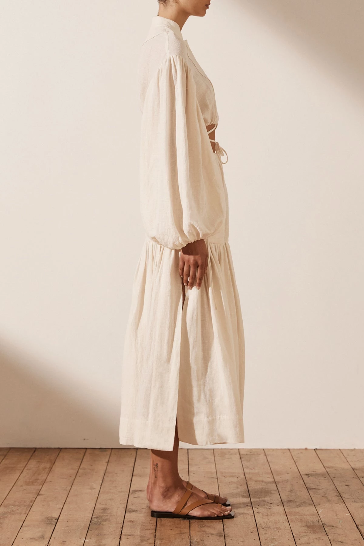 Shona Joy SKIRTS BRIGITTE LINEN DRAWSTRING SPLIT MIDI SKIRT -TOFU 5 Shona Joy SKIRTS BRIGITTE LINEN DRAWSTRING SPLIT MIDI SKIRT -TOFU