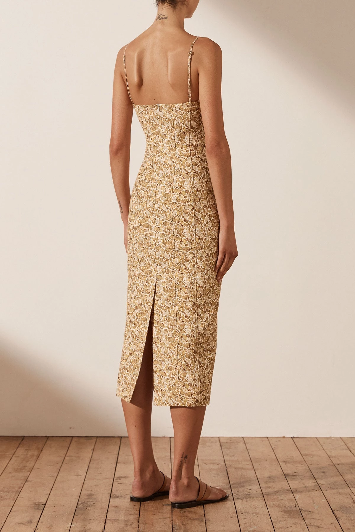 Shona Joy DRESSES ORION LINEN FITTED MIDI DRESS 5 Shona Joy DRESSES ORION LINEN FITTED MIDI DRESS