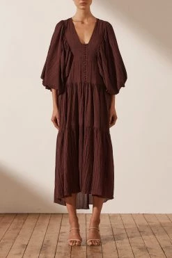 Shona Joy MILA PLUNGED TIERED MIDI DRESS - COCOA DRESSES