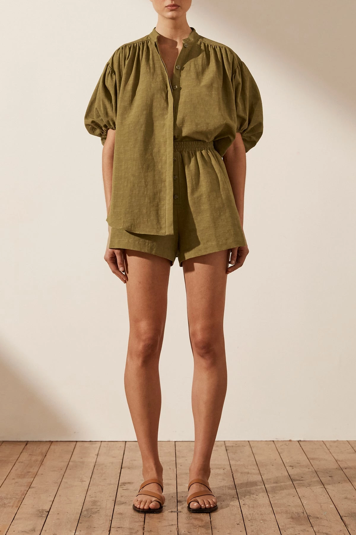 Shona Joy PRISCILA SHORT SLEEVE SHIRT - CUMIN 3 Shona Joy PRISCILA SHORT SLEEVE SHIRT - CUMIN