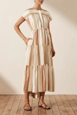 Shona Joy SUZANA LINEN SHORT SLEEVE TIERED MIDI DRESS DRESSES 8 Shona Joy SUZANA LINEN SHORT SLEEVE TIERED MIDI DRESS DRESSES