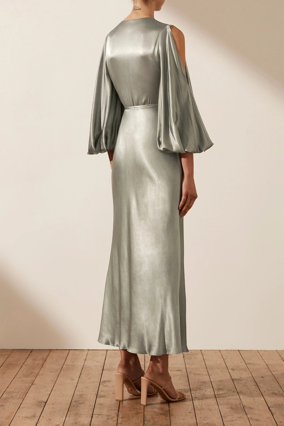 Shona Joy LA LUNE FULL SLEEVE WRAP MIDI DRESS - SAGE 5 Shona Joy LA LUNE FULL SLEEVE WRAP MIDI DRESS - SAGE
