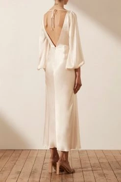 Shona Joy LA LUNE BALLOON SLEEVE BACKLESS MIDI DRESS - CREAM 9 Shona Joy LA LUNE BALLOON SLEEVE BACKLESS MIDI DRESS - CREAM
