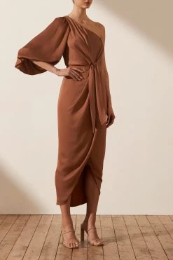 Shona Joy DRESSES LUXE TIE FRONT ONE SHOULDER DRESS - MOCHA