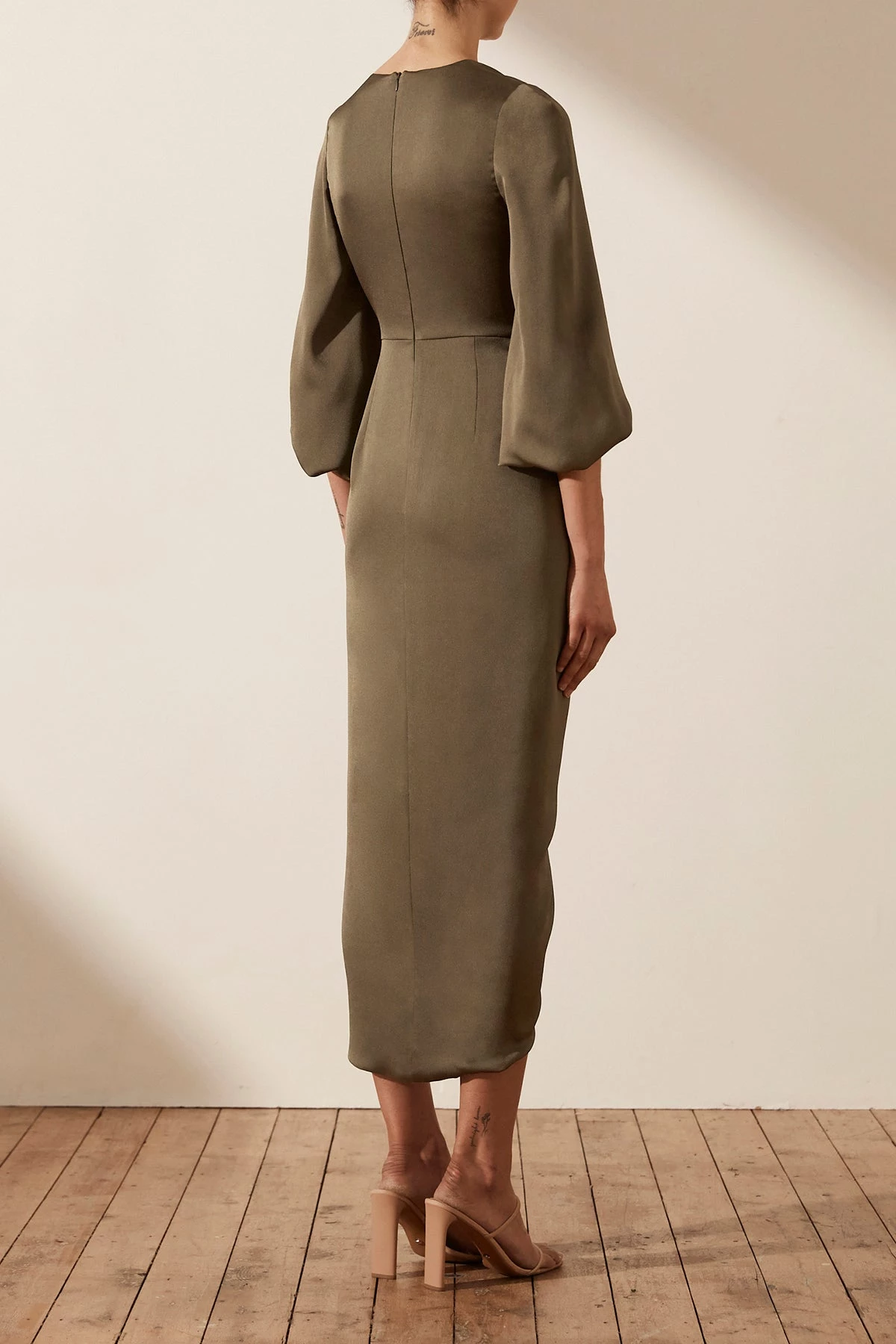 Shona Joy LUXE TIE FRONT BALLOON SLEEVE MIDI DRESS - PINE DRESSES 5 Shona Joy LUXE TIE FRONT BALLOON SLEEVE MIDI DRESS - PINE DRESSES