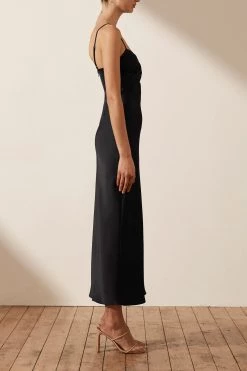 Shona Joy LUXE TWIST FRONT SLEEVELESS MIDI DRESS - ONYX DRESSES 8 Shona Joy LUXE TWIST FRONT SLEEVELESS MIDI DRESS - ONYX DRESSES