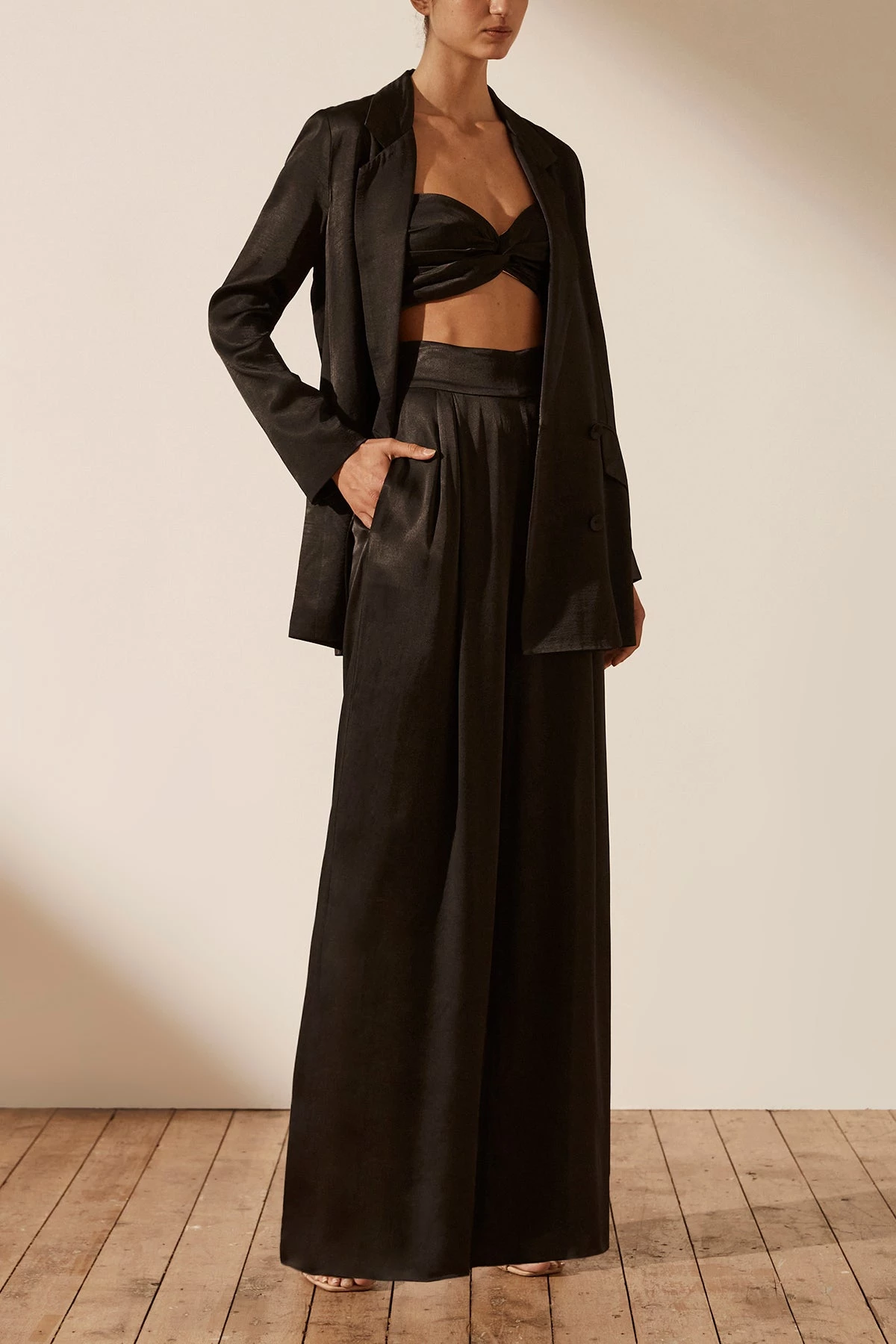 Shona Joy LA LUNE TWIST FRONT BRA TOP - BLACK TOPS 7 Shona Joy LA LUNE TWIST FRONT BRA TOP - BLACK TOPS