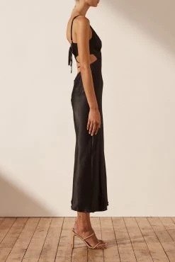 Shona Joy DRESSES LA LUNE BACKLESS MIDI DRESS - BLACK 8 Shona Joy DRESSES LA LUNE BACKLESS MIDI DRESS - BLACK