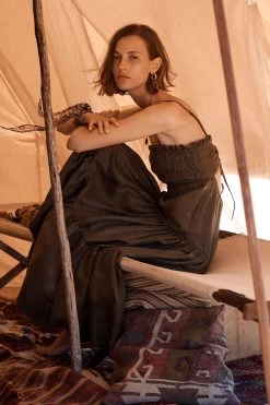 Shona Joy DRESSES BRUNA LINEN OPEN BACK SHIRRED MIDI DRESS - FOREST