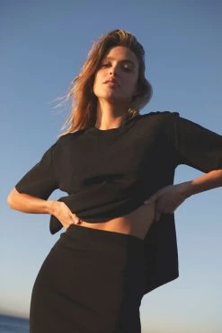 Shona Joy BASIC LONG LINE TEE - BLACK