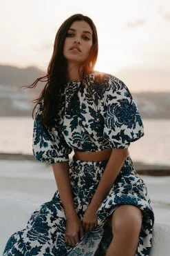 Shona Joy TOPS DIANA OPEN BACK BALLOON SLEEVE CROP TOP