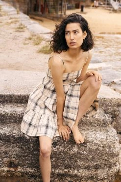 Shona Joy DRESSES INDRA LINEN OPEN BACK TIERED MINI DRESS