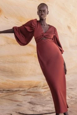 Shona Joy DRESSES LUXE TWIST FRONT BALLOON SLEEVE MIDI DRESS - SANGRIA