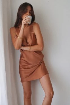 Shona Joy LA LUNE LOUNGE PLUNGED SLIP DRESS - COPPER