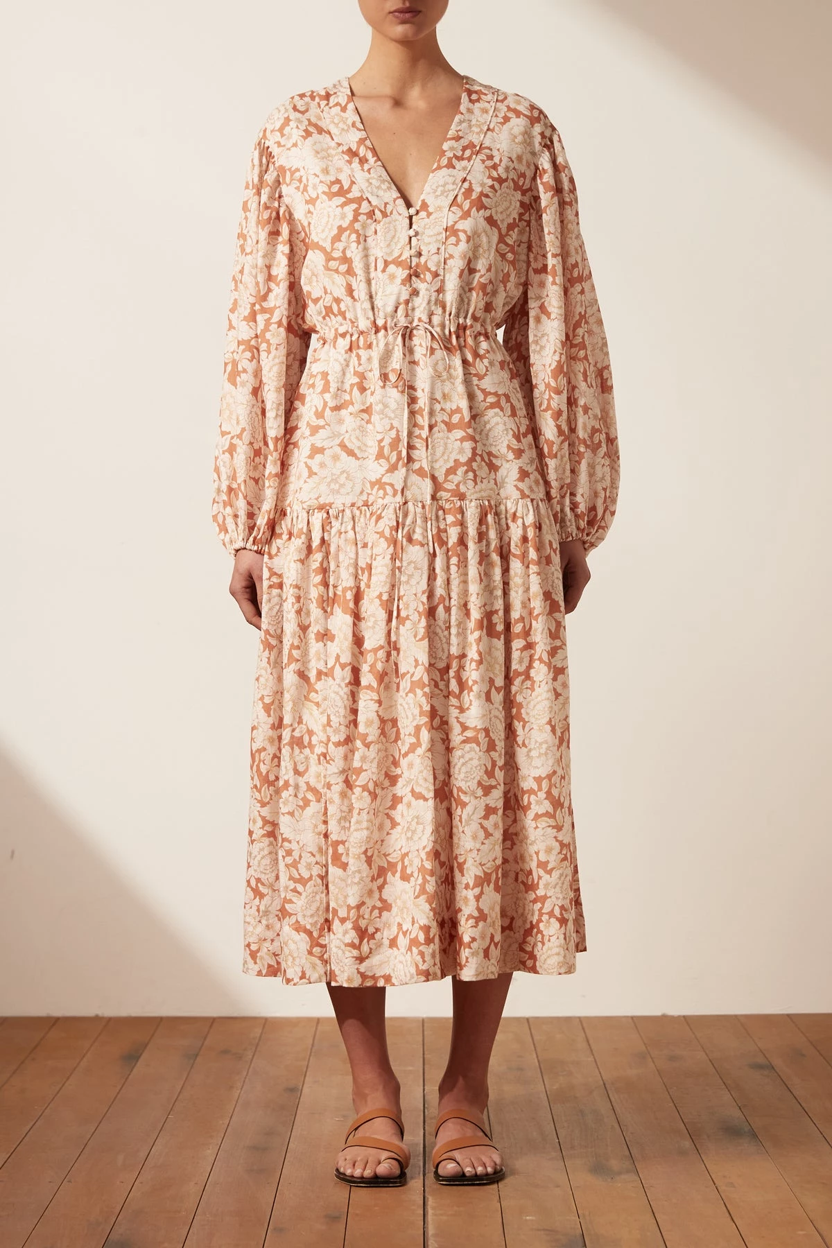 Shona Joy FLOR LINEN BALLOON SLEEVE DRAWSTRING MIDI DRESS 3 Shona Joy FLOR LINEN BALLOON SLEEVE DRAWSTRING MIDI DRESS