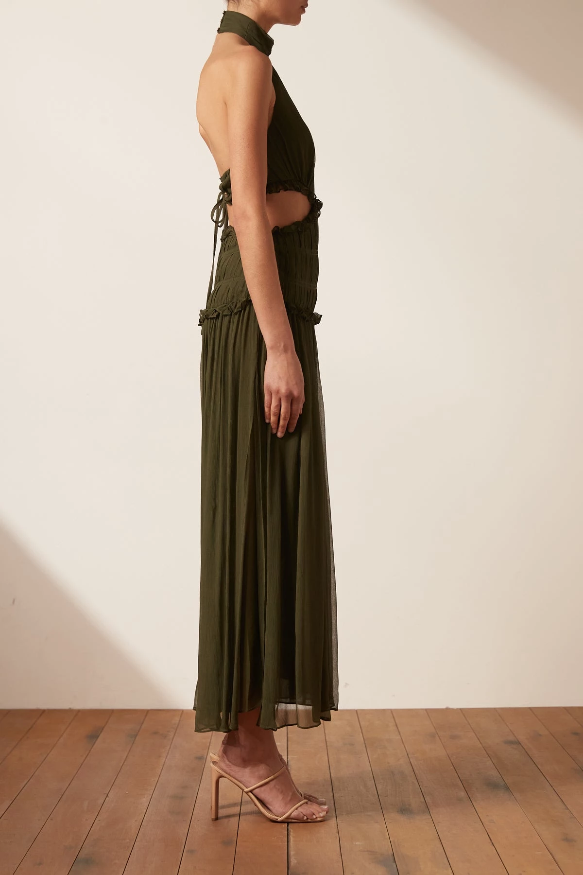 Shona Joy SAFIRA HIGH NECK CUT OUT MIDI DRESS - OLIVE 5 Shona Joy SAFIRA HIGH NECK CUT OUT MIDI DRESS - OLIVE