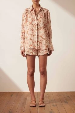 Shona Joy TOPS FLOR LINEN LONG SLEEVE BUTTON UP SHIRT