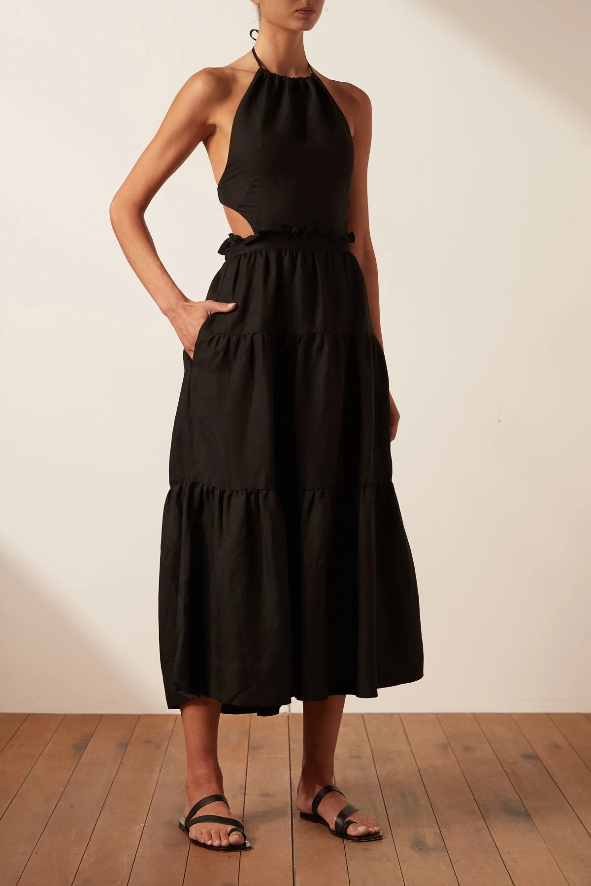 Shona Joy RUBI LINEN BACKLESS MIDI DRESS - BLACK 4 Shona Joy RUBI LINEN BACKLESS MIDI DRESS - BLACK