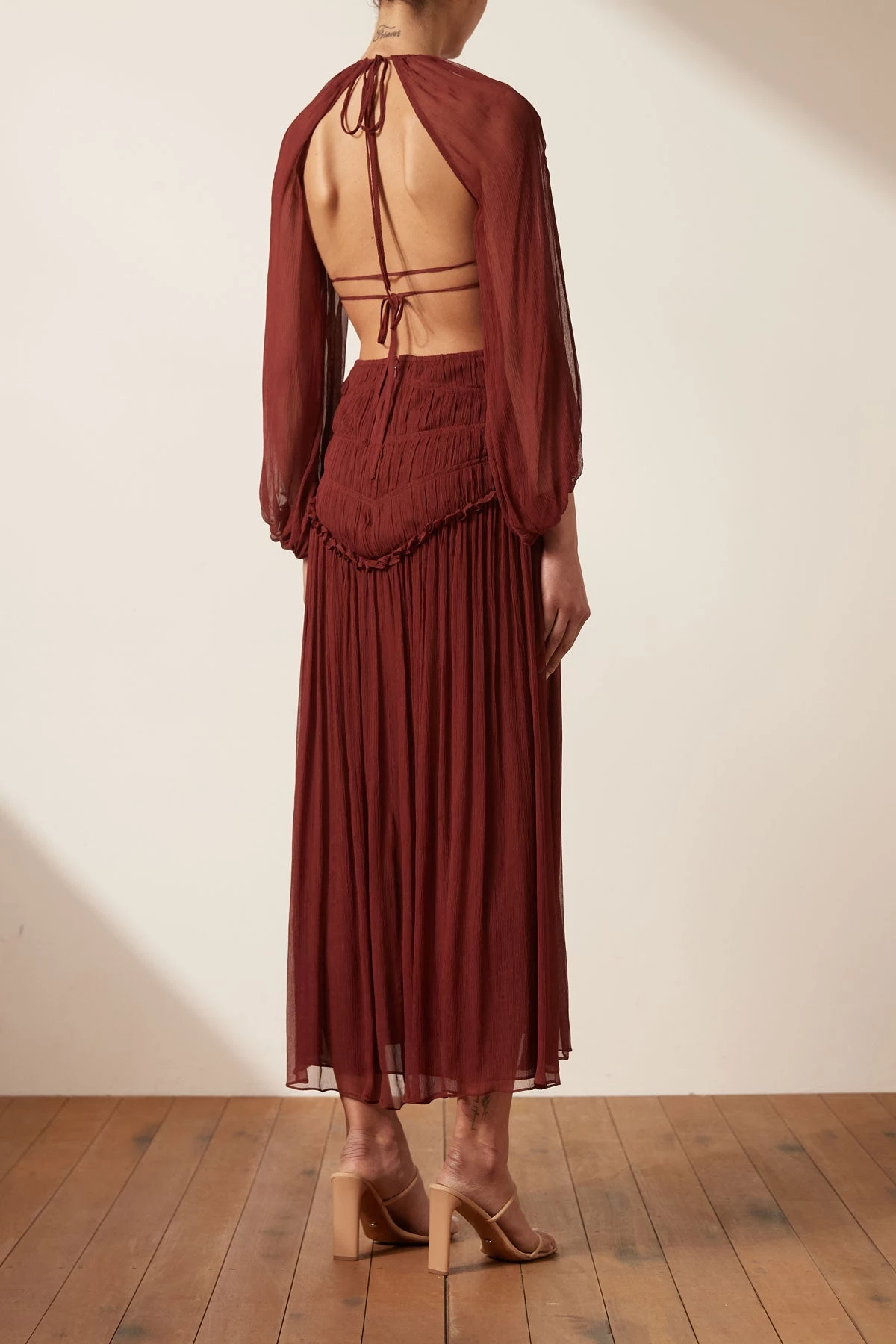 Shona Joy SAFIRA CUT OUT BACKLESS MIDI DRESS - SANGRIA DRESSES 7 Shona Joy SAFIRA CUT OUT BACKLESS MIDI DRESS - SANGRIA DRESSES