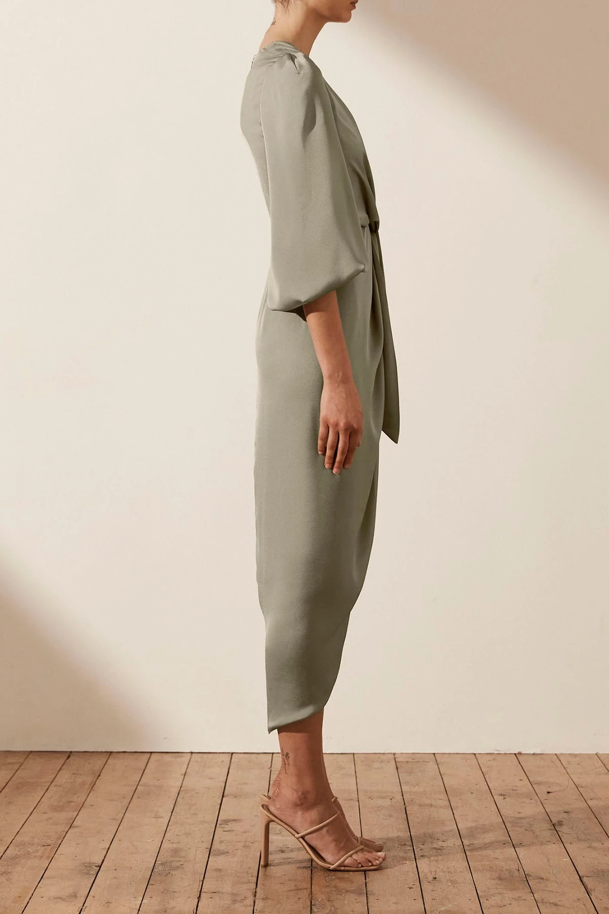 Shona Joy LUXE TIE FRONT BALLOON SLEEVE MIDI DRESS - EUCALYPTUS DRESSES 4 Shona Joy LUXE TIE FRONT BALLOON SLEEVE MIDI DRESS - EUCALYPTUS DRESSES