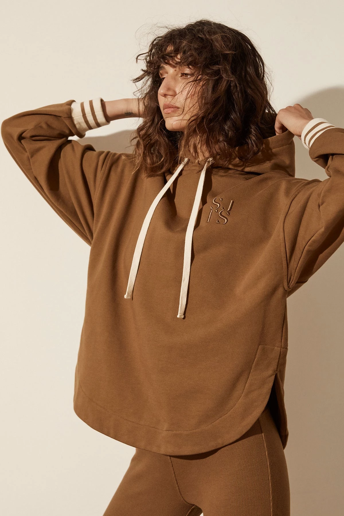 Shona Joy SJ LOGO CURVED HEM HOODIE - CUMIN TOPS 3 Shona Joy SJ LOGO CURVED HEM HOODIE - CUMIN TOPS