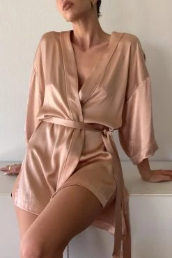 Shona Joy BRIDESMAIDS LA LUNE LOUNGE ROBE - DESERT ROSE