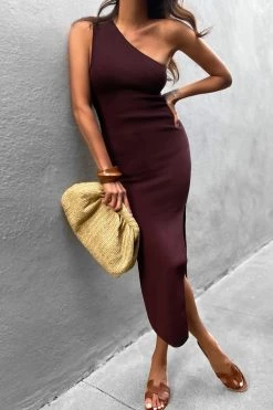 Shona Joy BASIC ONE SHOULDER MIDI DRESS - COCOA